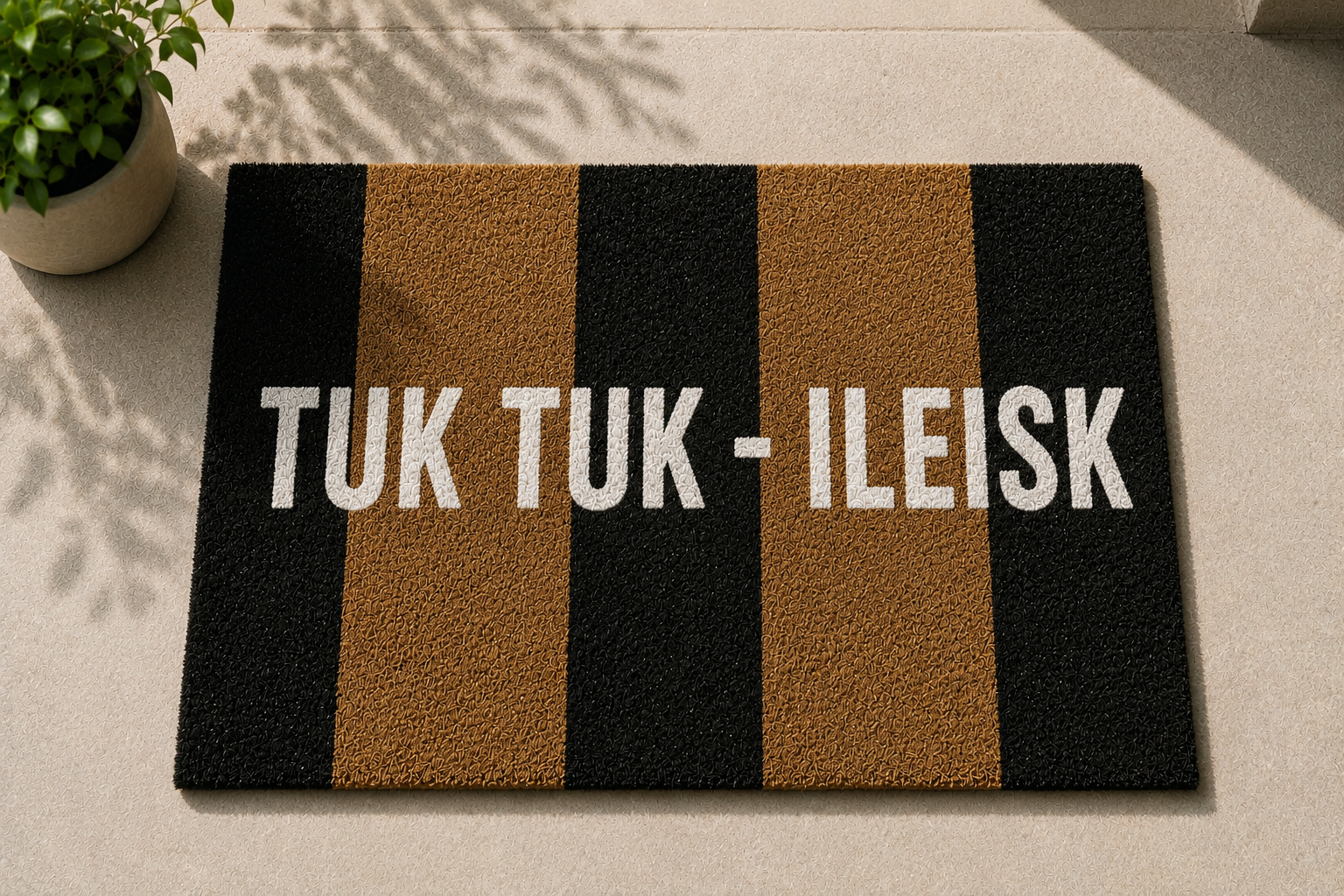 Rankų darbo durų kilimėlis TUK TUK